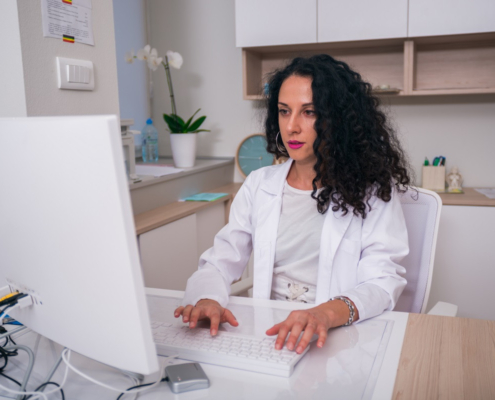 Werkneemster pleegt urenfraude