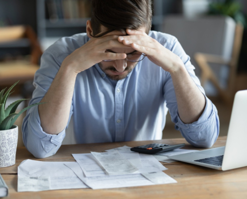 Werkneemster stelt directie prive aansprakelijk