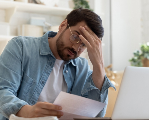 Afwaardering vordering op eigen BV