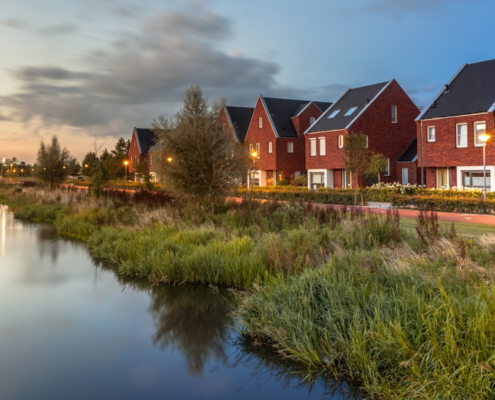 Geen aftrek eigen woningrente bij lening eigen BV
